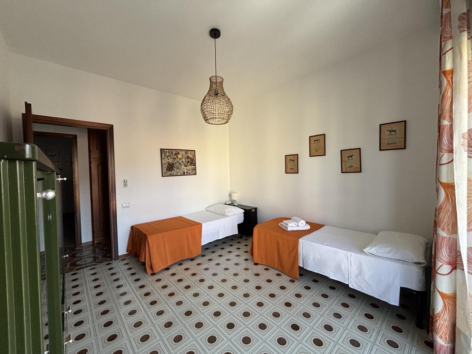 Ferienwohnung Archimede Lounge Cefalù Exterior foto