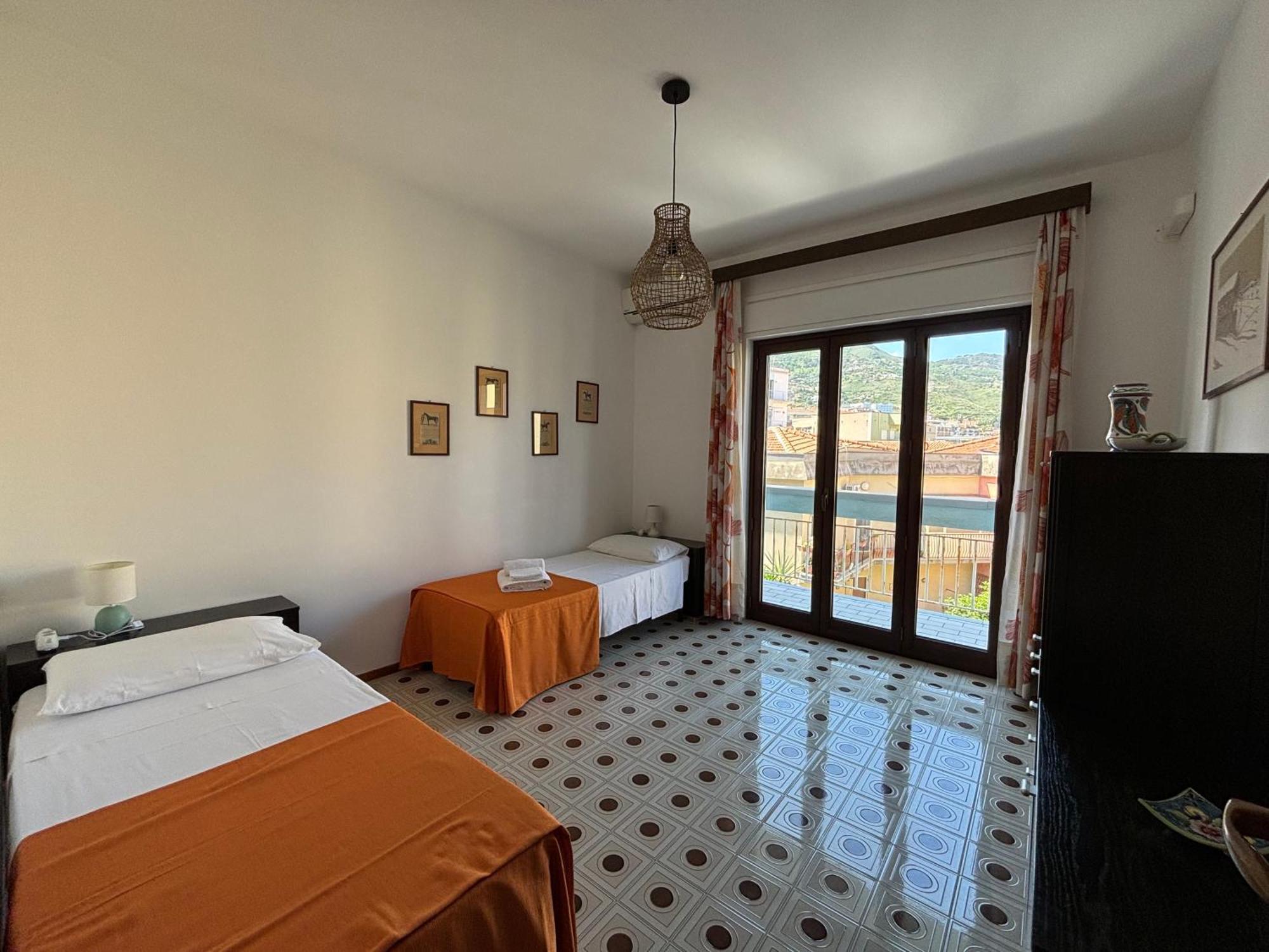 Ferienwohnung Archimede Lounge Cefalù Exterior foto