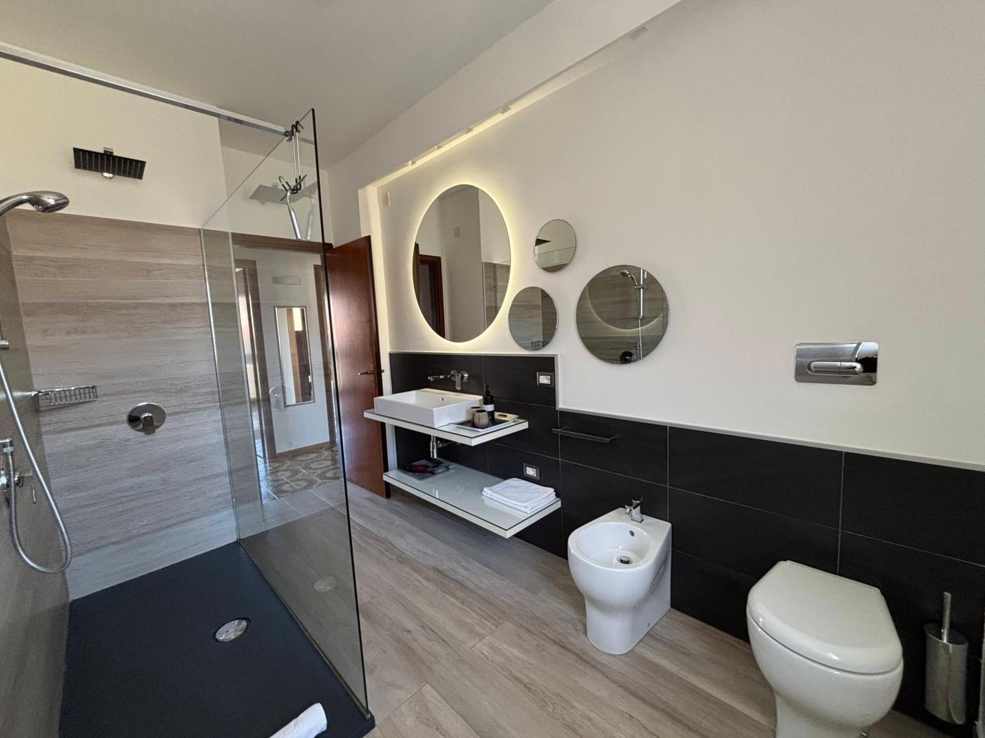 Ferienwohnung Archimede Lounge Cefalù Exterior foto